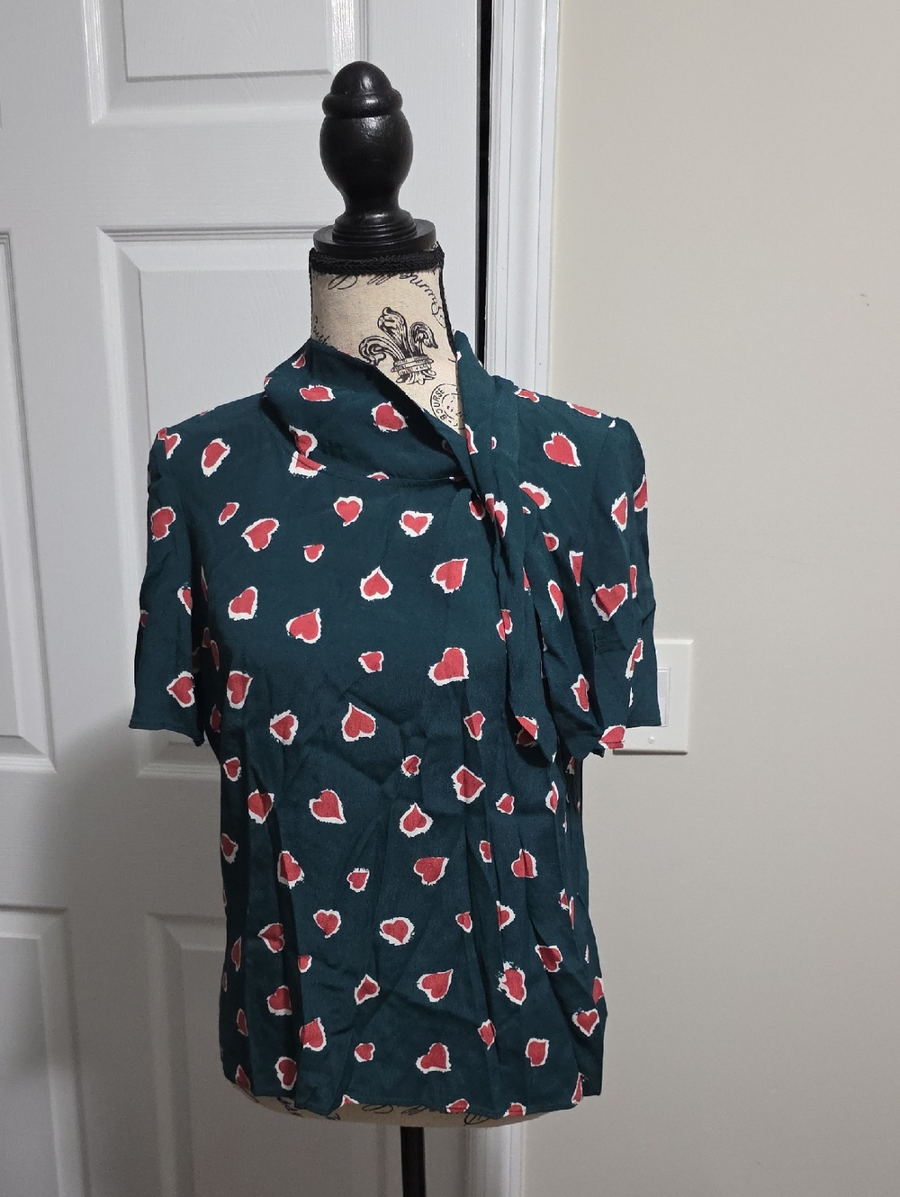 Tara Jarmon Heart Tie Neck Scarf Shirt, Top Sz 36 Sz Small 4